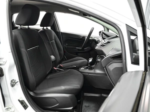 Хетчбэк Ford Fiesta 2016 года, 925000 рублей, Ставрополь