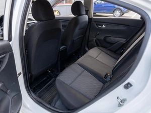 Седан Kia Rio 2017 года, 1179000 рублей, Саратов