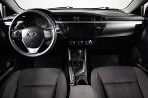 Седан Toyota Corolla 2013 года, 1229000 рублей, Сургут