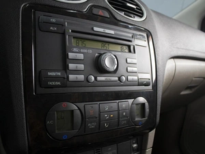 Седан Ford Focus 2006 года, 470000 рублей, Омск