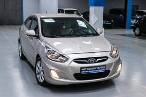 Хетчбэк Hyundai Solaris 2011 года, 698000 рублей, Солонцы