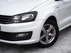 Седан Volkswagen Polo 2017 года, 1110333 рублей, Тверь