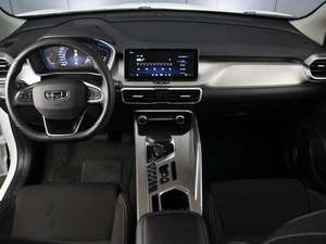 Внедорожник Geely Coolray 2023 года, 1830000 рублей, Омск