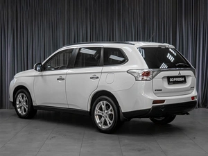 Внедорожник Mitsubishi Outlander 2012 года, 1529000 рублей, Тюмень