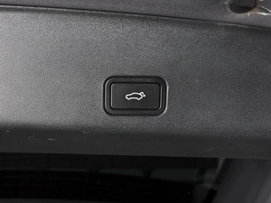 Внедорожник Geely Monjaro 2023 года, 3129000 рублей, Красный Пахарь