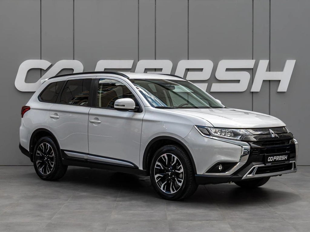 Внедорожник Mitsubishi Outlander 2021 года, 2665000 рублей, Краснодар