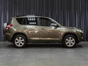 Внедорожник Toyota RAV4 2010 года, 1349000 рублей, Тюмень