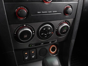 Хетчбэк Mazda 3 2006 года, 649000 рублей, Воронеж