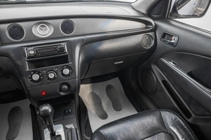 Внедорожник Mitsubishi Outlander 2005 года, 939000 рублей, Барнаул