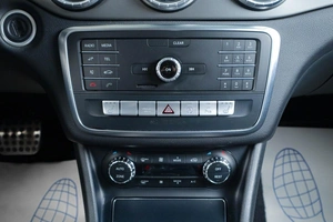 Седан Mercedes-benz CLA-класс 2016 года, 2239000 рублей, Тюмень