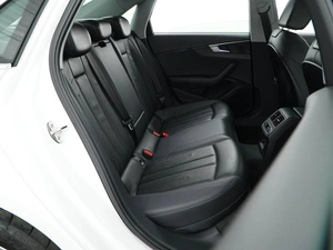 Седан Audi A4 2015 года, 2099444 рублей, Москва