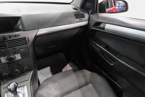 Хетчбэк Opel Astra 2006 года, 499000 рублей, Новокузнецк