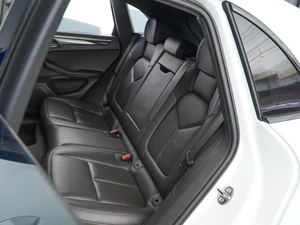 Внедорожник Porsche Macan Turbo 2015 года, 2700055 рублей, Москва