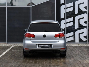 Хетчбэк Volkswagen Golf 2011 года, 1150000 рублей, Краснодар