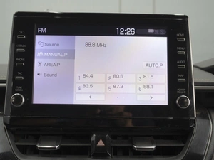 Универсал Toyota Corolla 2019 года, 1705000 рублей, Омск