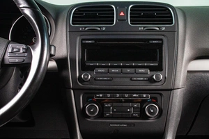 Хетчбэк Volkswagen Golf 2012 года, 1179000 рублей, Сургут