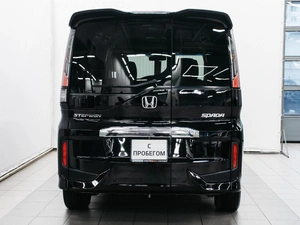 Минивэн Honda Stepwgn Spada 2015 года, 1650000 рублей, Красноярск