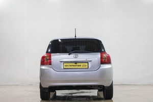 Хетчбэк Toyota Corolla 2003 года, 559000 рублей, Новокузнецк
