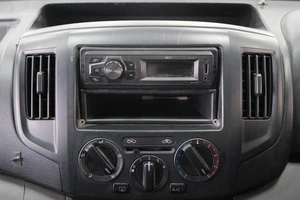 Минивэн Nissan NV200 2011 года, 939000 рублей, Омск