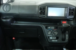Хетчбэк Daihatsu Mira e:S 2021 года, 839000 рублей, Омск