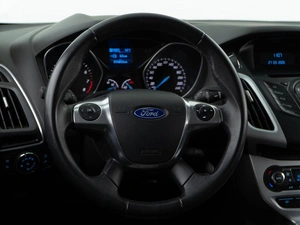 Хетчбэк Ford Focus 2013 года, 1178888 рублей, Москва
