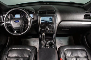 Внедорожник Ford Explorer 2017 года, 2819000 рублей, Сургут