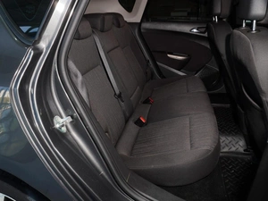 Хетчбэк Opel Astra 2012 года, 639000 рублей, Тверь