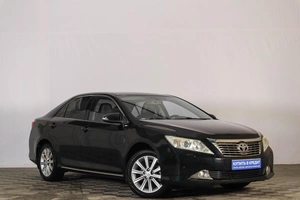 Седан Toyota Camry 2012 года, 1639000 рублей, Тюмень