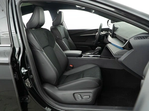 Седан Toyota Camry 2025 года, 4599050 рублей, Москва