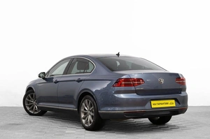 Седан Volkswagen Passat 2017 года, 2049000 рублей, Барнаул