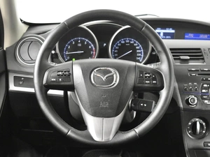 Хетчбэк Mazda 3 2012 года, 879900 рублей, Казань