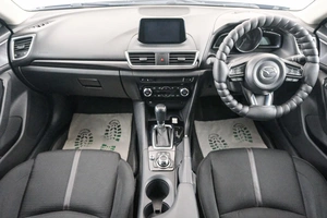 Седан Mazda Axela 2017 года, 1699000 рублей, Красноярск