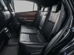 Внедорожник Toyota Harrier 2018 года, 2649000 рублей, Сургут