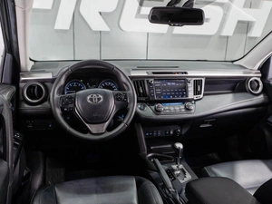 Внедорожник Toyota RAV4 2016 года, 2599000 рублей, Тюмень