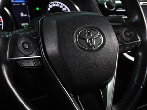 Седан Toyota Camry 2019 года, 2915000 рублей, Воронеж