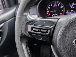 Хетчбэк Kia Rio X-Line 2018 года, 1250000 рублей, Краснодар