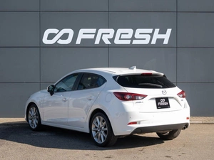 Хетчбэк Mazda Axela 2017 года, 1710000 рублей, Краснодар