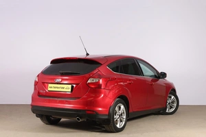 Хетчбэк Ford Focus 2013 года, 839000 рублей, Новосибирск