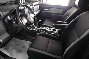 Внедорожник Toyota FJ Cruiser 2021 года, 5899000 рублей, Тюмень