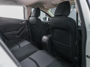 Хетчбэк Mazda 3 2013 года, 1239000 рублей, Сургут