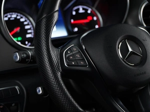 Минивэн Mercedes-benz V-класс 2019 года, 4698000 рублей, Москва