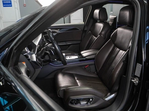Седан Audi A8 2019 года, 5849000 рублей, Тюмень