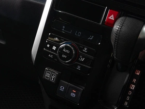 Минивэн Toyota Roomy 2021 года, 1249000 рублей, Тюмень
