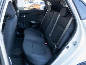 Хетчбэк Kia Rio 2015 года, 915000 рублей, Волгоград