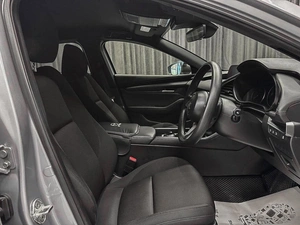 Хетчбэк Mazda 3 2021 года, 1650000 рублей, Красноярск