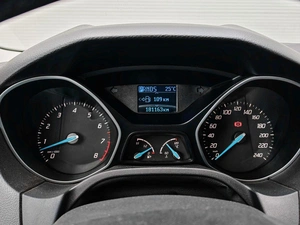 Седан Ford Focus 2012 года, 950000 рублей, Краснодар
