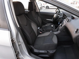 Хетчбэк Peugeot 308 2011 года, 449000 рублей, Саратов