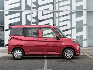 Хетчбэк Toyota Tank 2018 года, 1170000 рублей, Краснодар