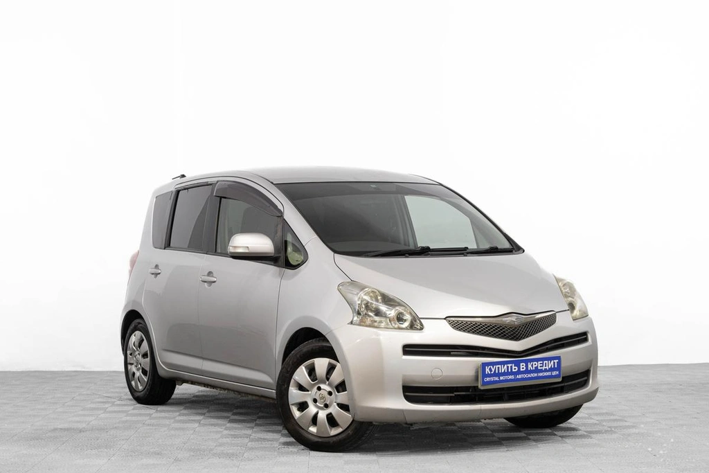 Хетчбэк Toyota Ractis 2009 года, 599000 рублей, Барнаул