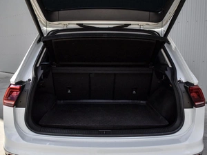 Внедорожник Volkswagen Tiguan 2017 года, 2545000 рублей, Краснодар